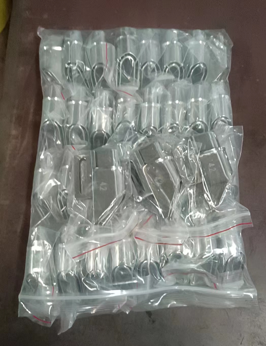 Genmax 床垫压边机 (3)