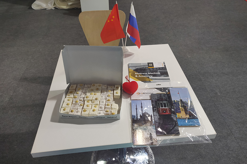 展览 13