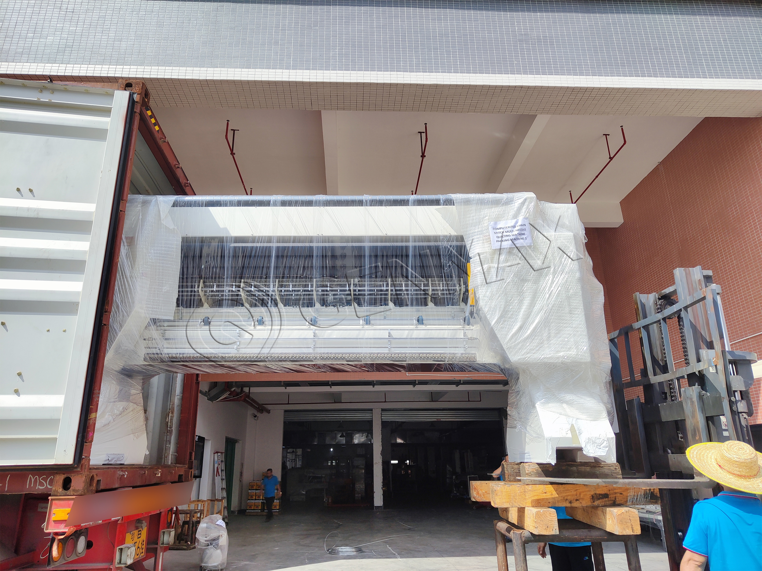 GENMAX-床垫绗缝海绵机4 (1)