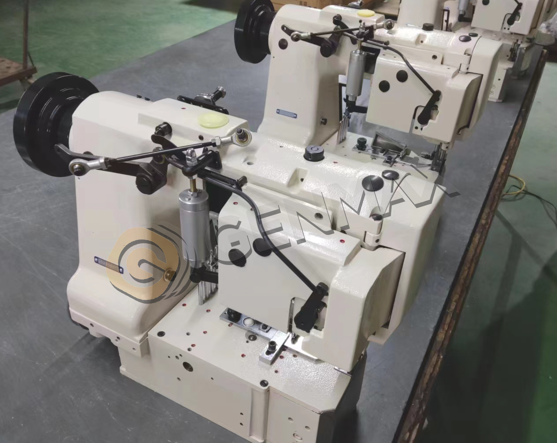 Singer sewing head&Accessory_00001
